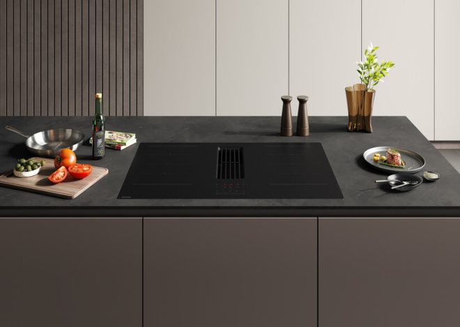 Adiós a la campana en la cocina. Esconderla no es suficiente para Samsung: la ha integrado en su nueva placa de inducción